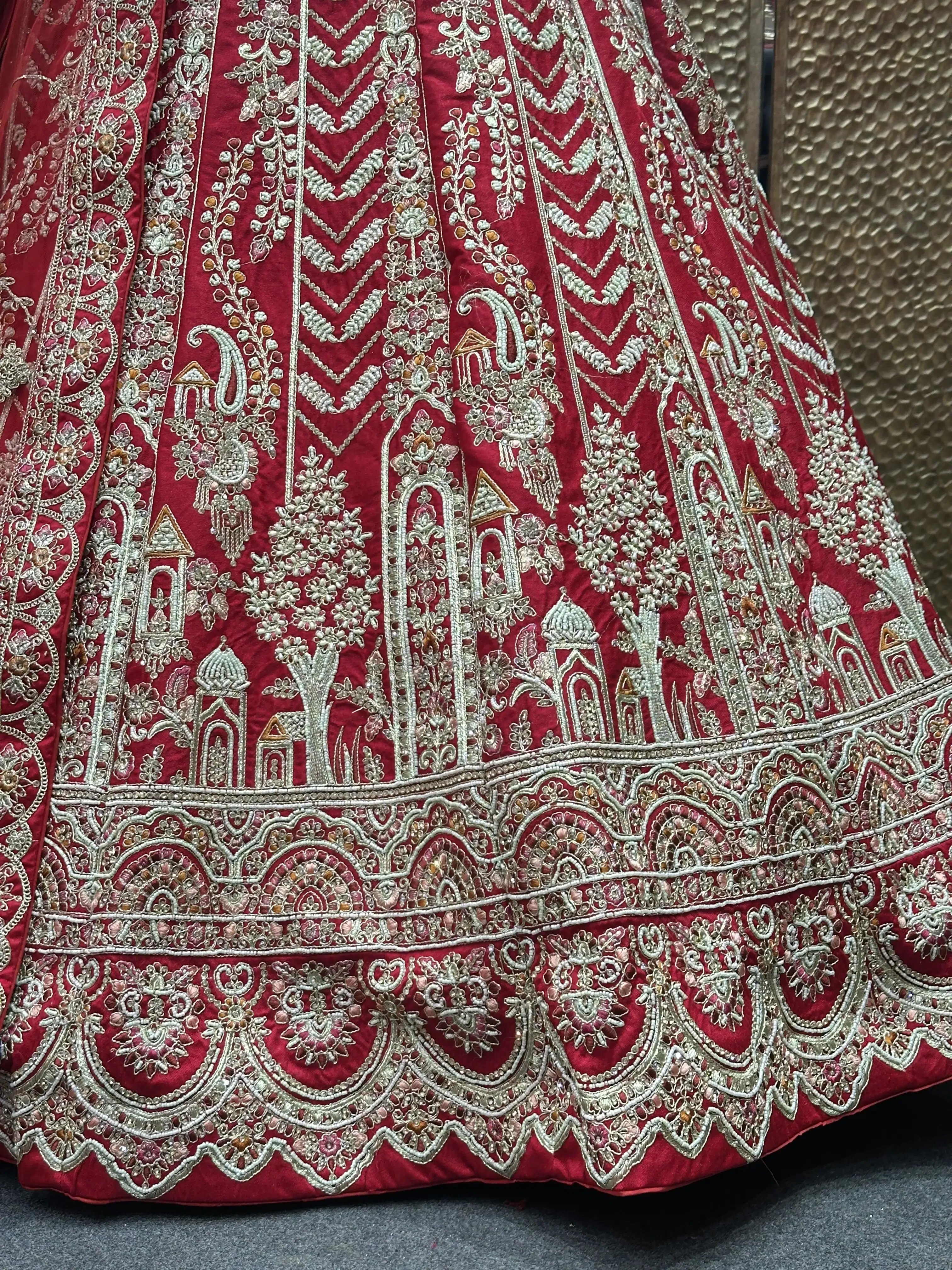 Latest Bridal Lehenga in Heavy Work