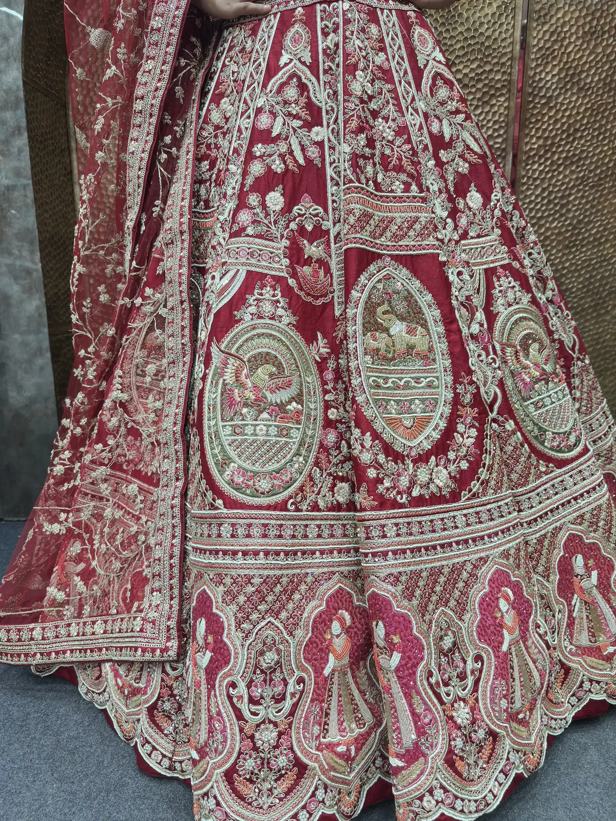 Heavy Work pattern Mehroon Bridal Wear
